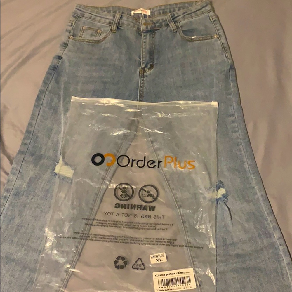 Straight leg pants